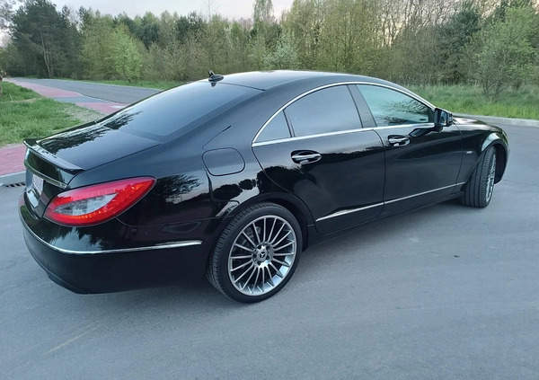 Mercedes-Benz CLS cena 95000 przebieg: 173000, rok produkcji 2011 z Połaniec małe 596